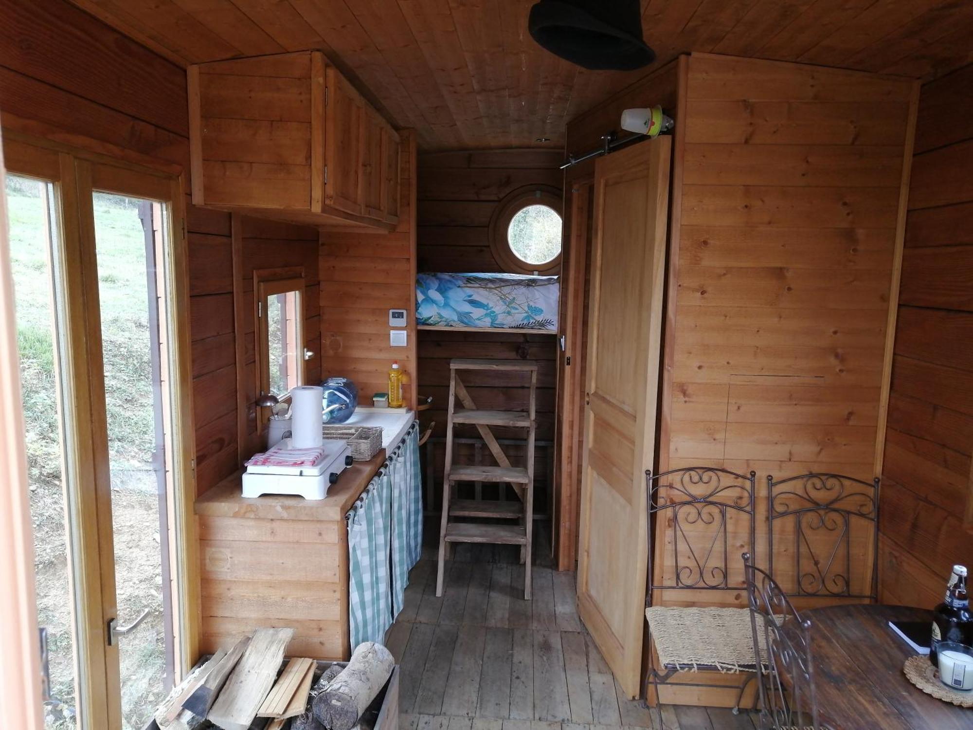 Luxury tent Roulotte En Total Deconnection *